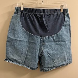 🥳🎉2 for $10🎉🥳 Maternity denim shorts
